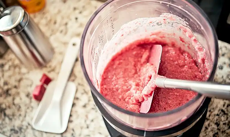 5-Minute Fruit Smoothie Bowl 5 end 5-Minute Fruit Smoothie Bowl