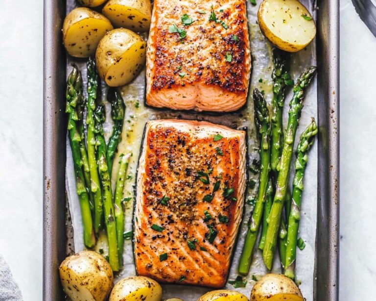 Baked Salmon with Potatoes and Asparagus