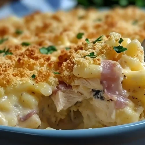 Delicious Chicken Cordon Bleu Casserole