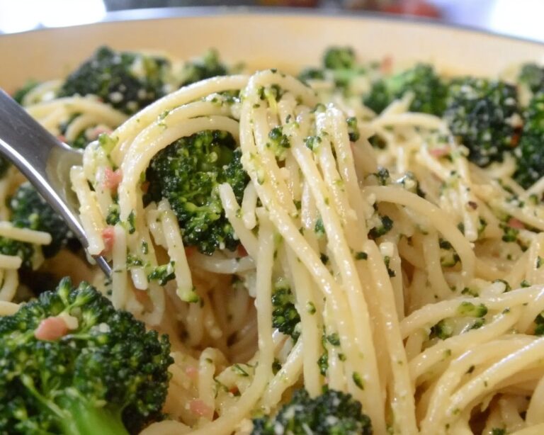 Easy Healthy Broccoli Pasta